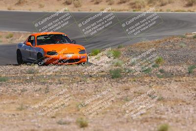 media/Jun-01-2025-CalClub SCCA (Sun) [[eae223c5dd]]/Group 5/Qualifying/